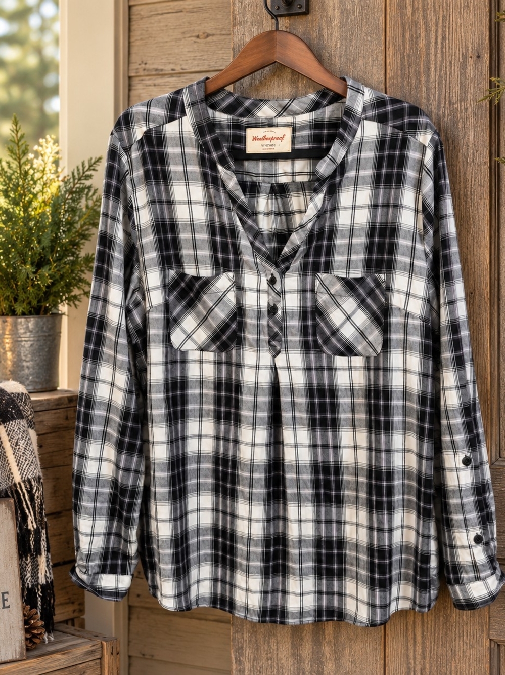 Weatherproof Vintage XXL Plaid Rayon Roll Tab Blouse Black White